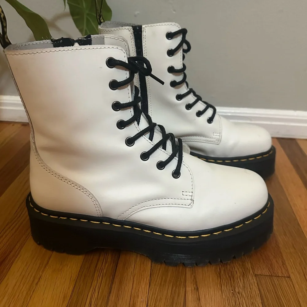 Dr. Martens White Jadon Platform Combat Boots US Men 9 (fits women 10-10.5) - Picture 5 of 8